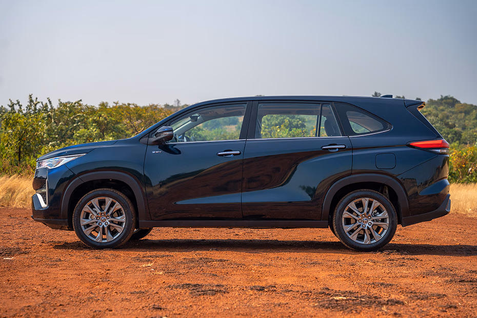 Toyota Hycross
